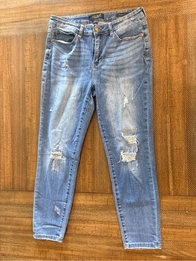 Judy Blue Relaxed Fit Distressed Jeans Women’s Size 31 Medium Wash Stretch Denim